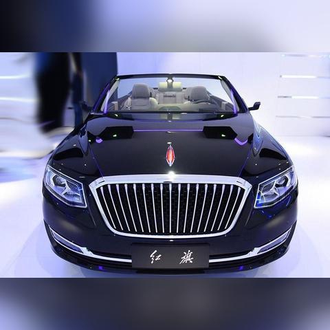 宝马最新款轿车，科技与豪华完美融合