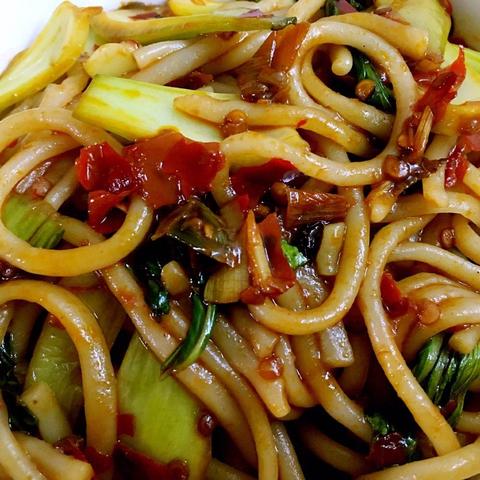 最新特色小吃，新疆美食新境界探索