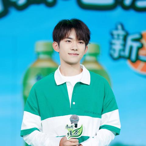 TFboys最新照片曝光，青春活力的代表形象