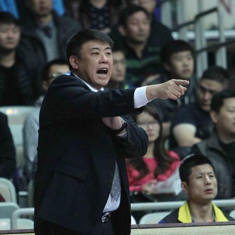 CBA最新新闻：巩晓彬执教山东U22，广东队争冠优势分析