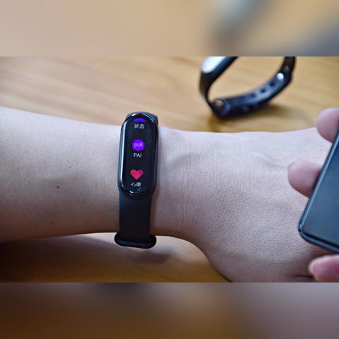 小米6全面评测，性能、设计、拍照及用户体验详解
